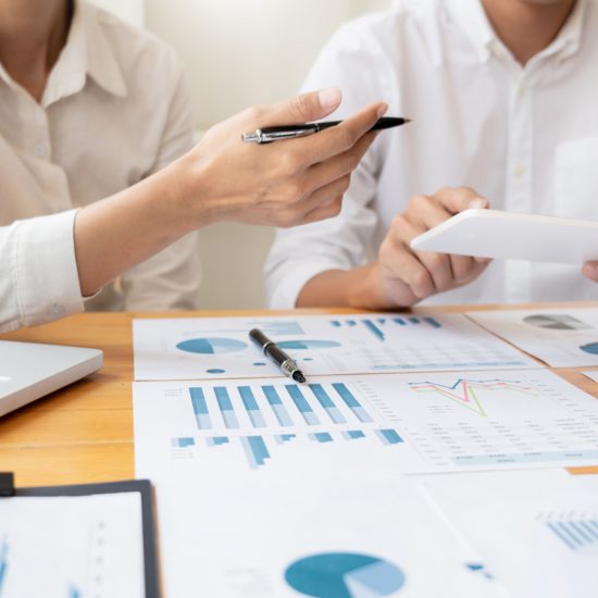 Đầu tư vào cổ phiếu hay trái phiếu khi nền kinh tế phục hồi?